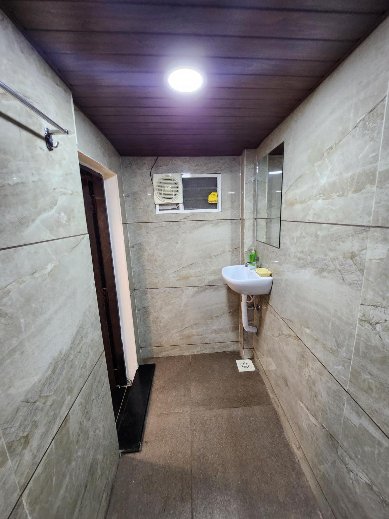 Hotel Anantshree Ujjain Zimmer foto